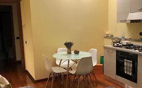 Apartment Center Of Milan